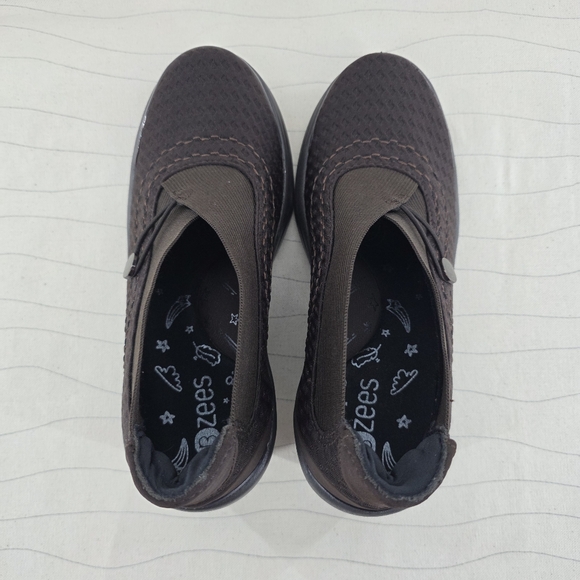 BZees Womens Energy Block Heel Brown Stretch Knit Comfort Work Shoes Size 7M - Picture 7 of 11